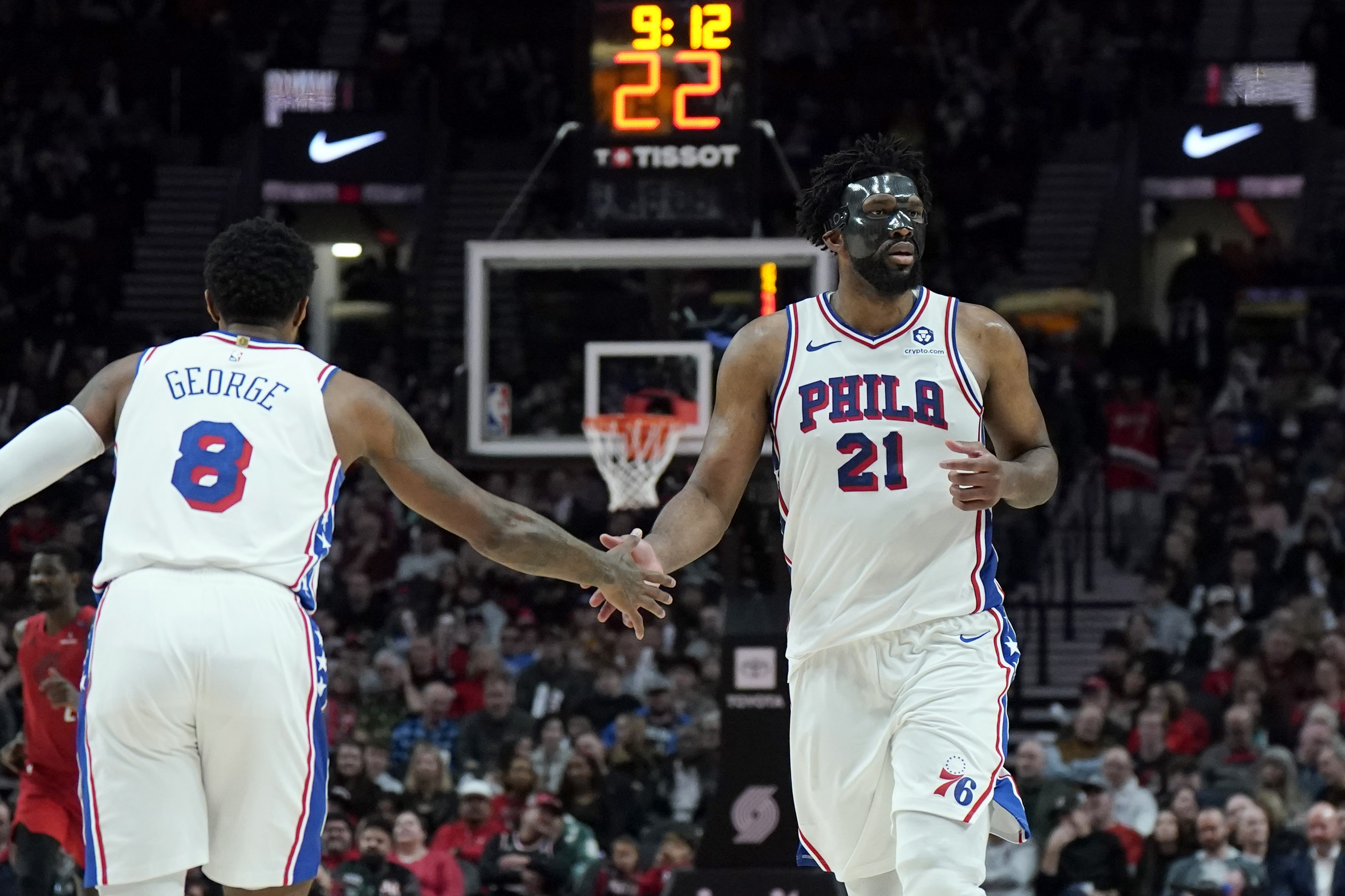  盘点NBA最难以摆脱的合同：比尔两年1.108亿居首 76人双星上榜